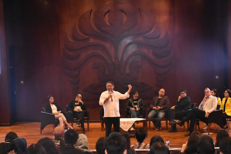 Menteri Kominfo saat menghadiri Pekan Komunikasi 2019 di Balai Sidang Universitas Indonesia, Depok, Senin (8/4). (Foto: Kemkominfo)