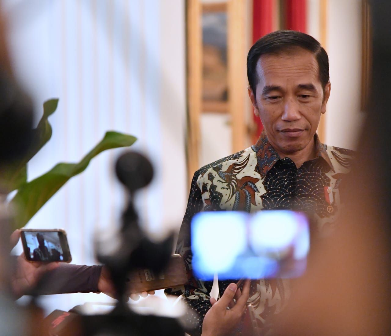 Presiden Jokowi Sampaikan Dukacita Atas Berpulangnya K.H. Maimun Zubair