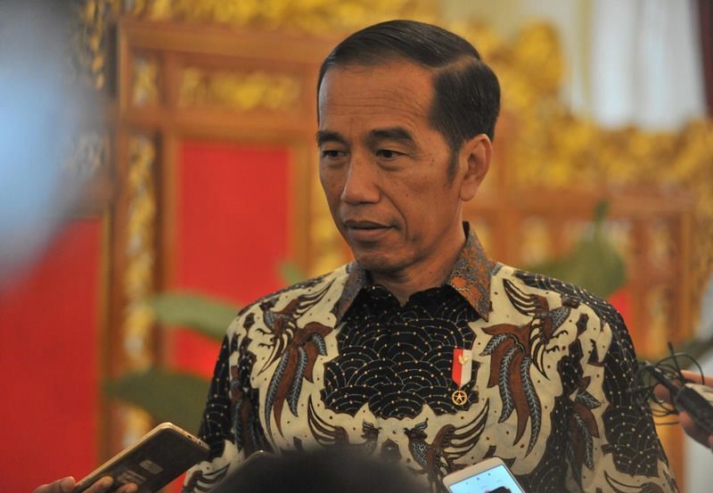 Presiden Jokowi Sampaikan Duka Cita yang Mendalam Atas Wafatnya KH Maimoen Zubair