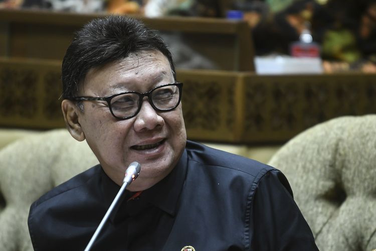 Depan Komisi II, Menpan RB Laporkan Rencananya Untuk Merampingkan Birokrasi