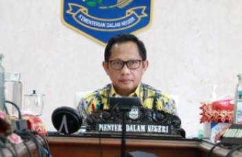 Mendagri Tito Terbitkan Instruksi Pembatasan Kegiatan, Ini Isinya