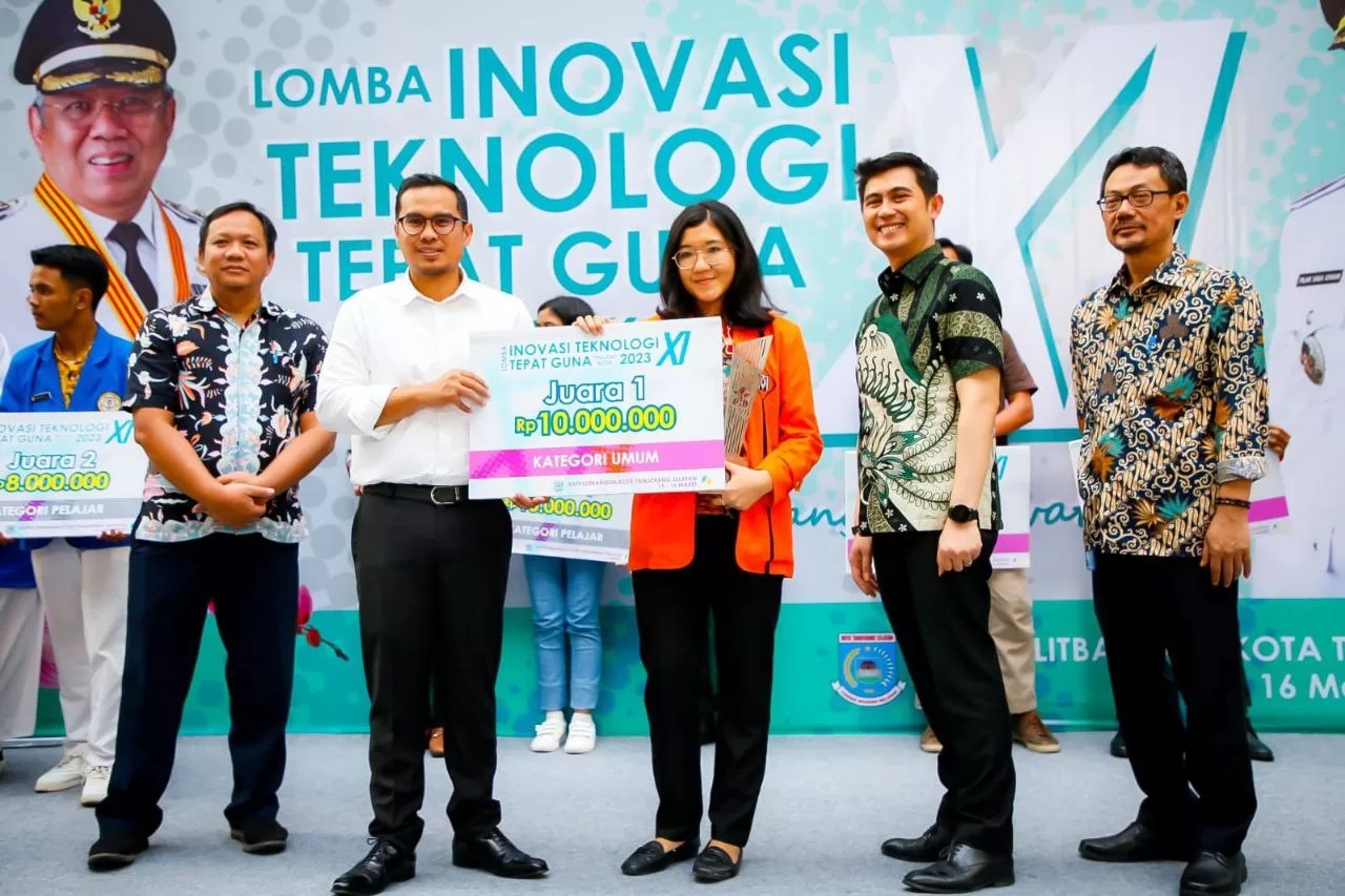 Lomba Inovasi Teknologi Tepat Guna ke-XI tingkat Kota Tangerang Selatan secara resmi ditutup oleh Wakil Wali Kota Pilar Saga Ichsan, dari Plaza Puspemkot Tangsel pada Kamis (16/03).